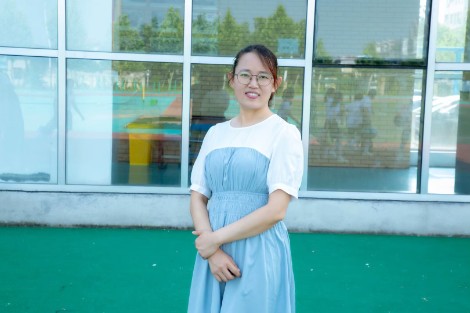 李艳丽