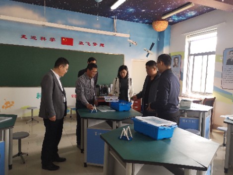 东营市科技馆到丽景小学调研并指导工作