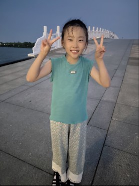 二年级七班行为习惯标兵个人简介——孙梓菡